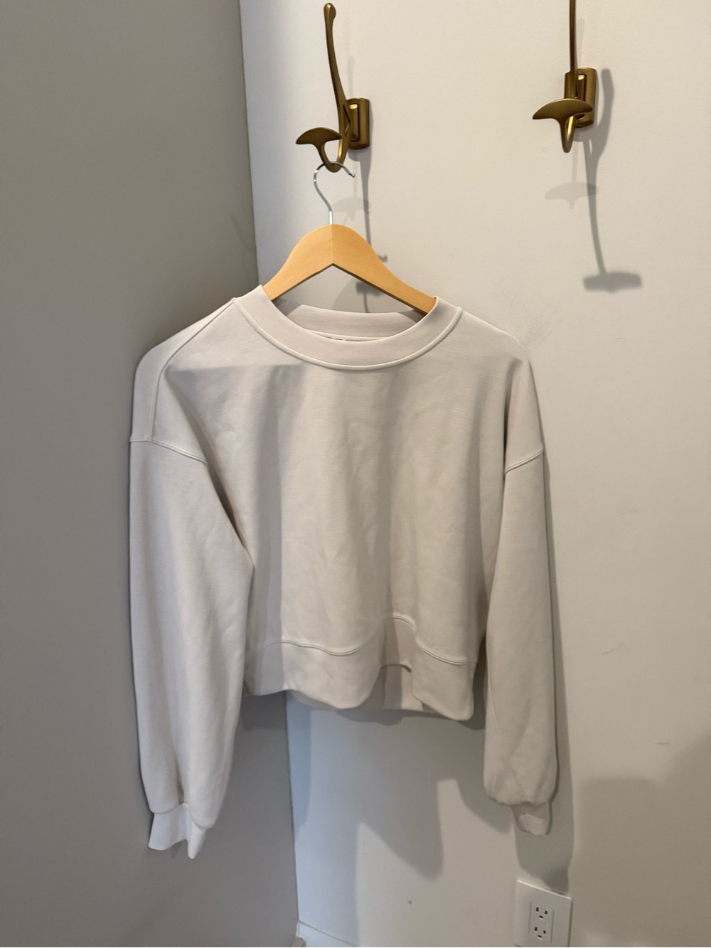 Lululemon Softstreme crewneck sweatshirt